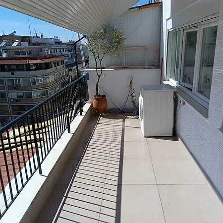 Apartment Zara's Boutique 60m Venizelos Metro Station Thessaloniki