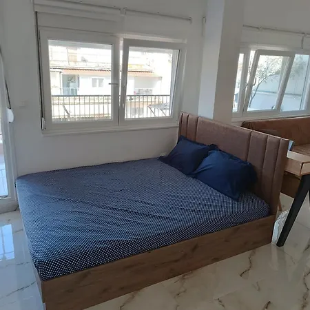 Zara's Boutique Near Venizelos Metro Station