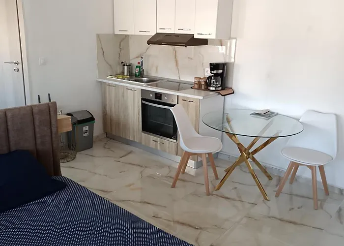 Apartamento Zara's Boutique Near Venizelos Metro Station Tesalónica
