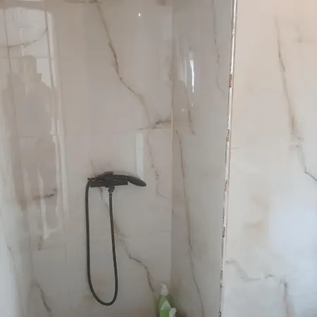 Apartament Zara's Boutique Near Venizelos Metro Station